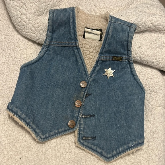 Vintage wrangler size 5 Sherpa & denim vest with sheriff pin size 5 little kids - Picture 1 of 8